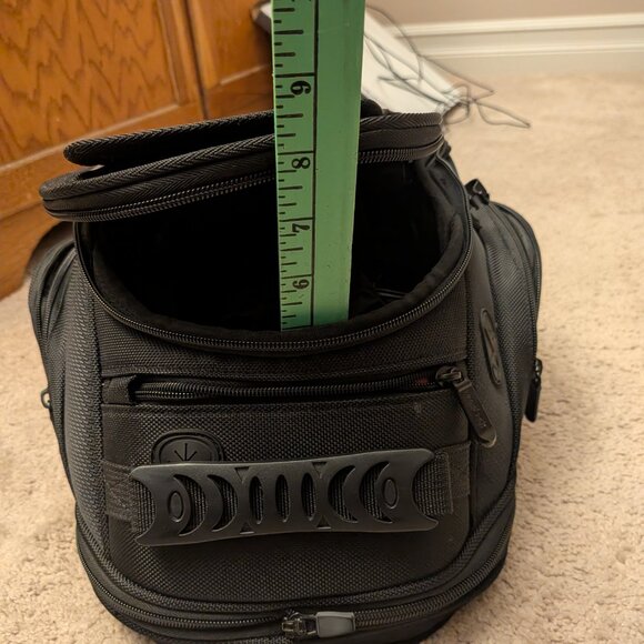 Motorcycle Tank Bag Expandable Cortech Super 2.0 18L Black Waterproof Cover EUC - Picture 6 of 8